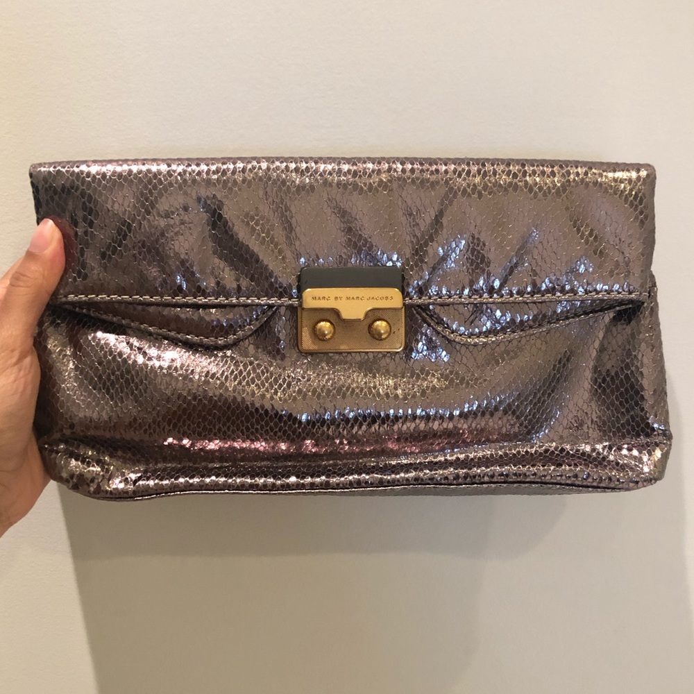 ✨Marc by Marc Jacobs Metallic Clutch✨